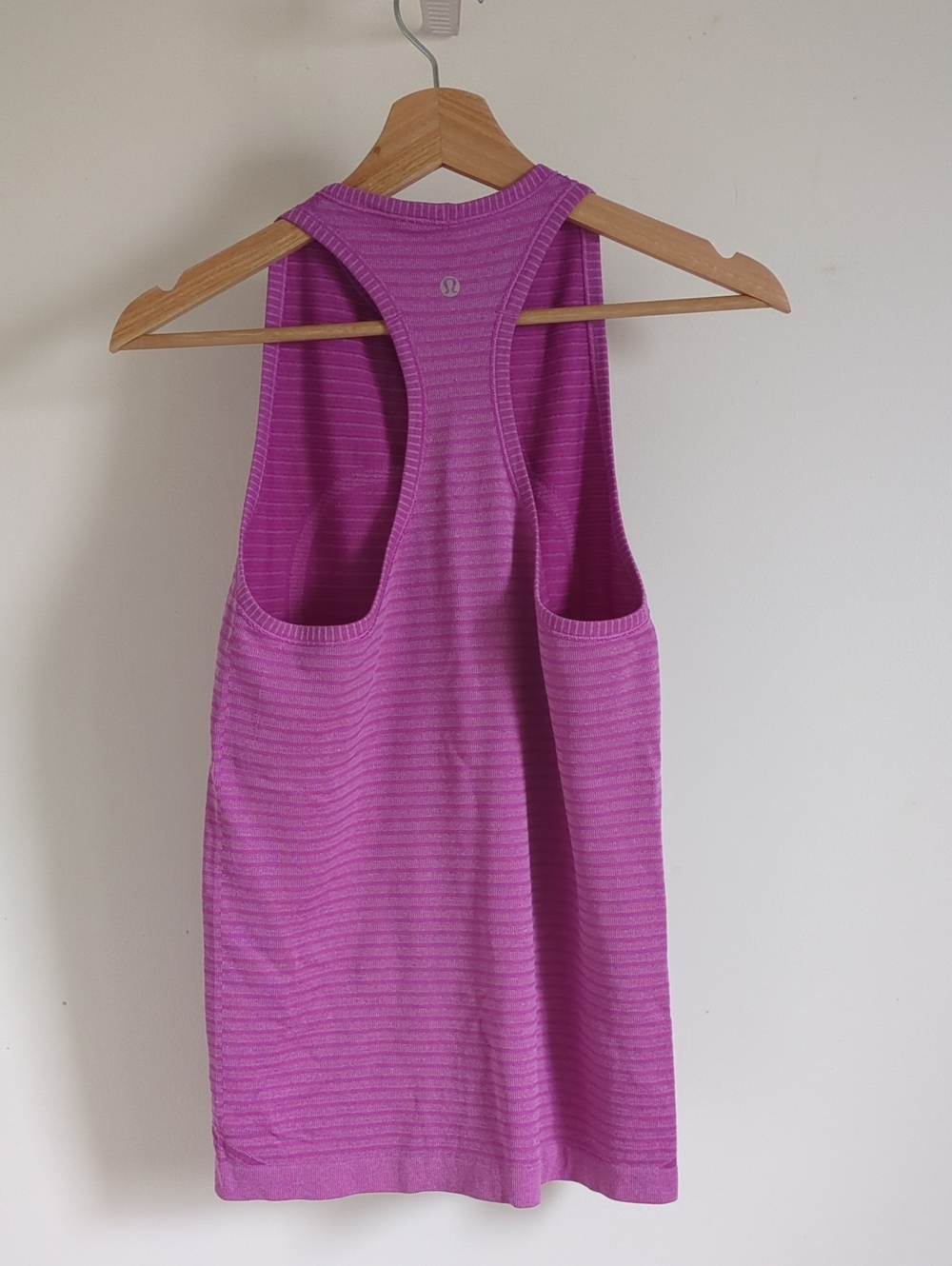 Lululemon Swiftly Tech Racerback Tank Top - Picture 2 of 9